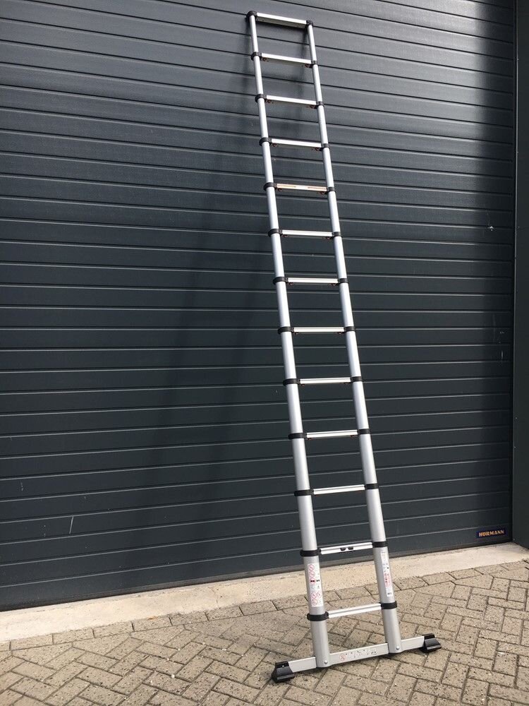 SUPREME TELESCOOPLADDER 380 CM.