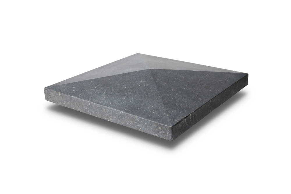 PENANTAFDEKKER BELGISCH HARDSTEEN 700X700X120MM