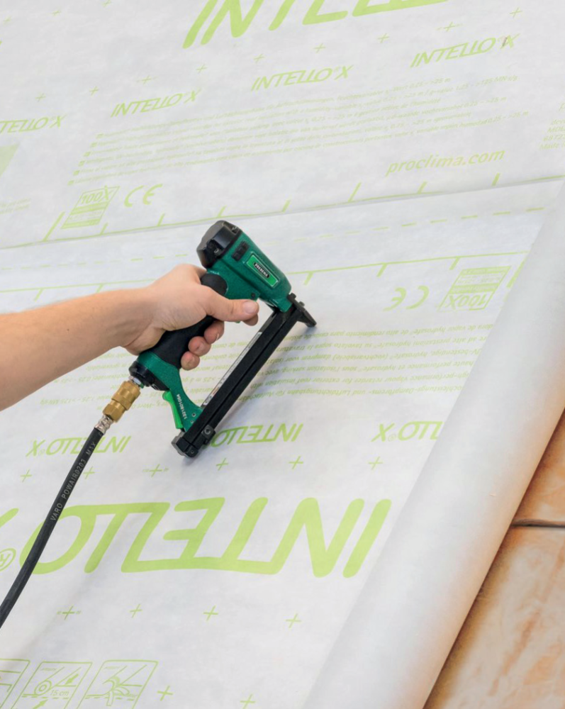 INTELLO X CONNECT TBV INBLAAS VOCHTVARI