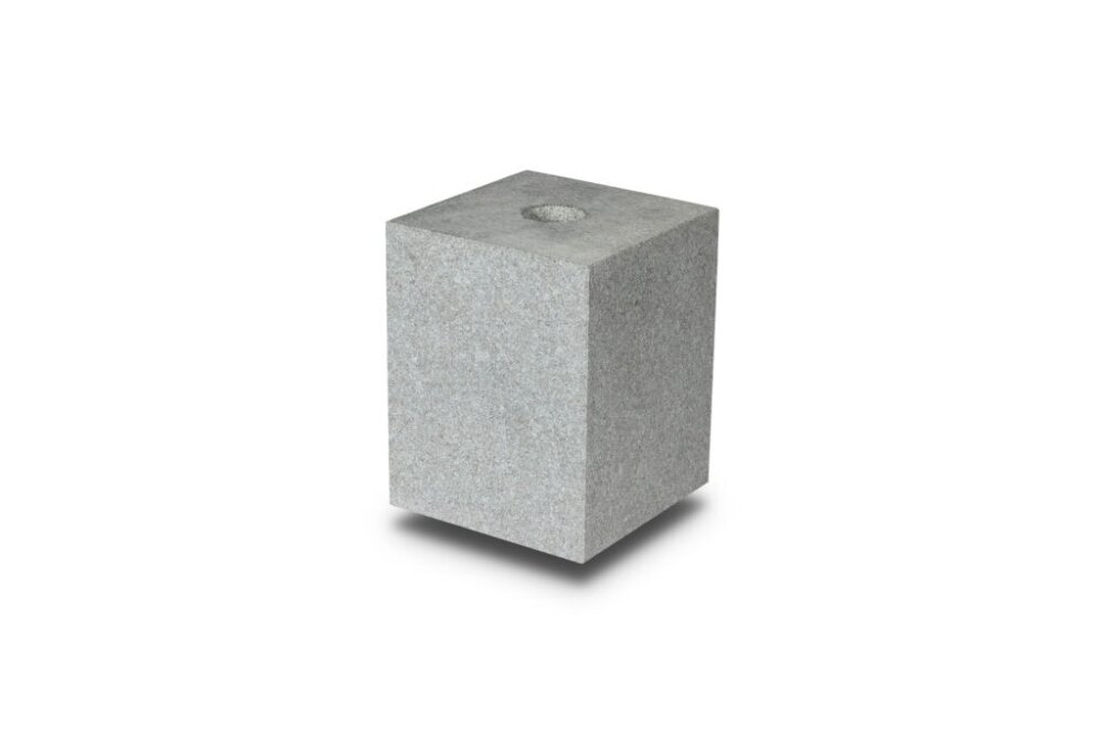 FORWARD GRA SOKKEL GESCHUURD 150X150X250 INCL GAT 22MM